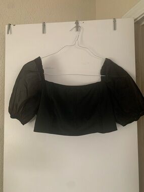shein black crop top with puffed sleeves size 1xl